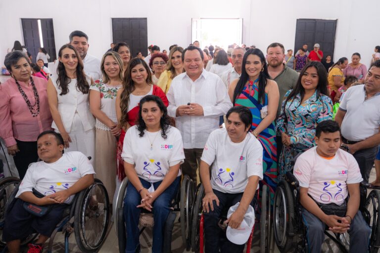 Yucatán pone en marcha el programa "Jáalk’ab" a favor de las personas con discapacidad