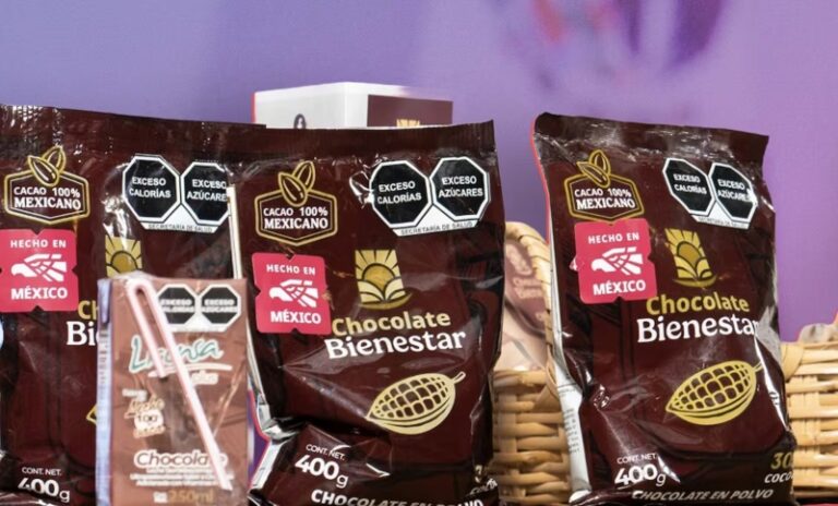 “No está prohibido consumir chocolate”: Claudia Sheinbaum a la oposición por críticas al Chocolate Bienestar