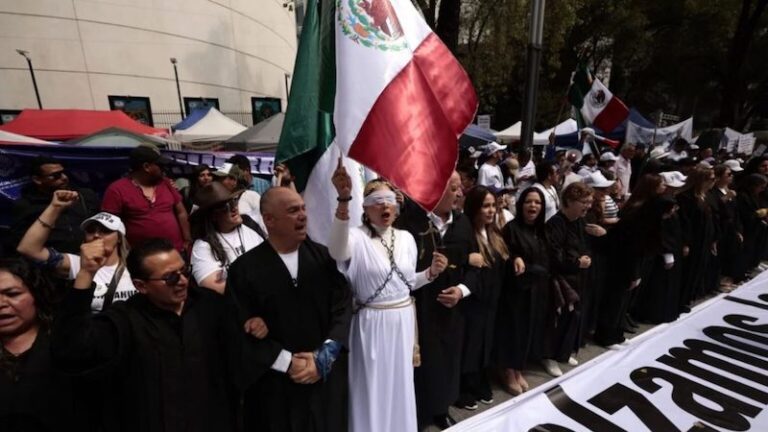Jueces jubilados sin pago