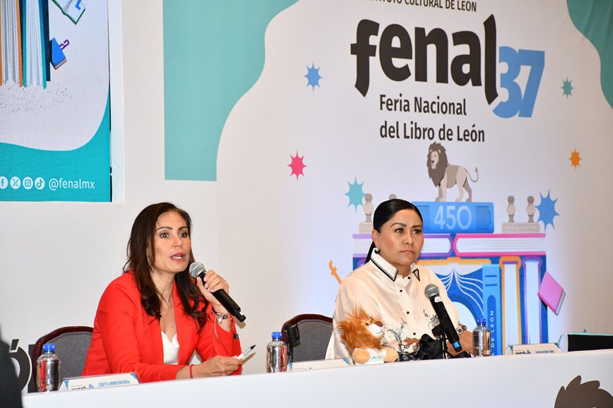 Ángeles Mastretta será reconocida en la Fenal 2026