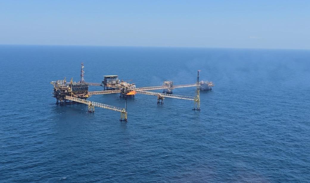 ASEA supervisa avances en atención a derrame de hidrocarburos en el Golfo de México