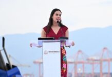 Rosi Bayardo rinde cuentas en Manzanillo; destaca inversión de 200 mdp en obra pública y programas educativos